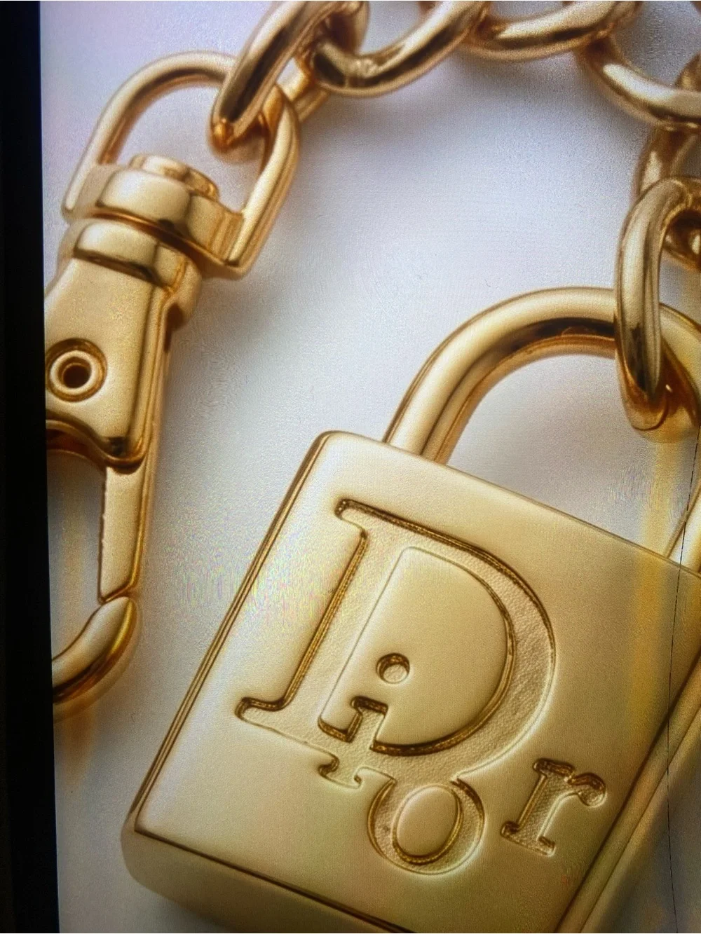 Gold Lock Keychain with Chain Charm unbranded fashion